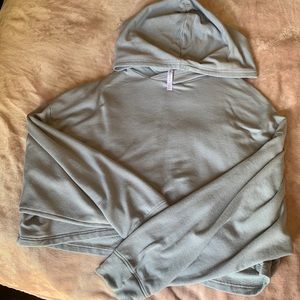 Fabletics grey cropped sweater
